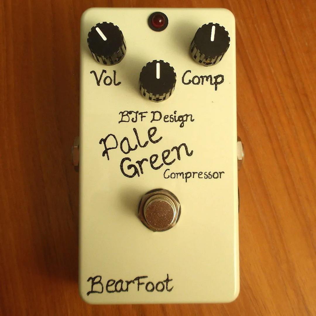 Pale Green Compressor Guitar Pedal By Bearfoot FX