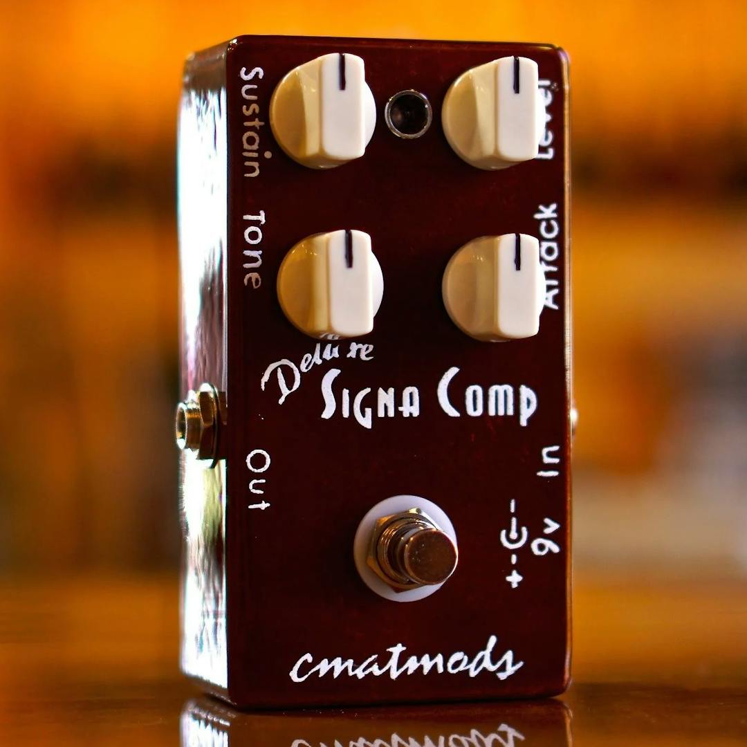 Deluxe Signa Comp Guitar Pedal By CMATMods