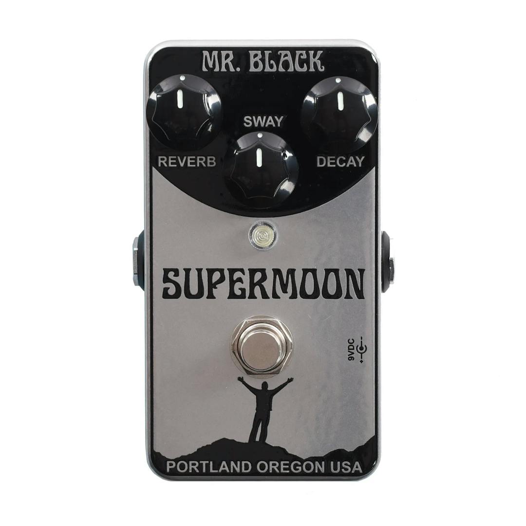 Supermoon Chrome Guitar Pedal By Mr. Black