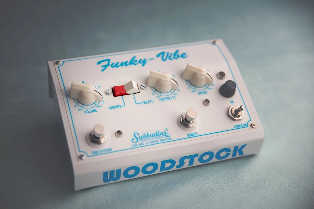 Woodstock Funky Vibe Guitar Pedal By Sabbadius