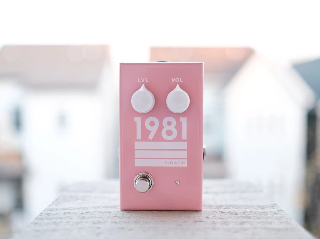 LVL PINK Guitar Pedal By 1981 Inventions