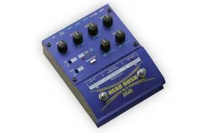 E2 Head Rush Guitar Pedal By Akai