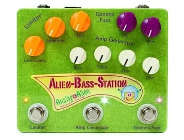 Alien Bass Station Guitar Pedal By Analog Alien