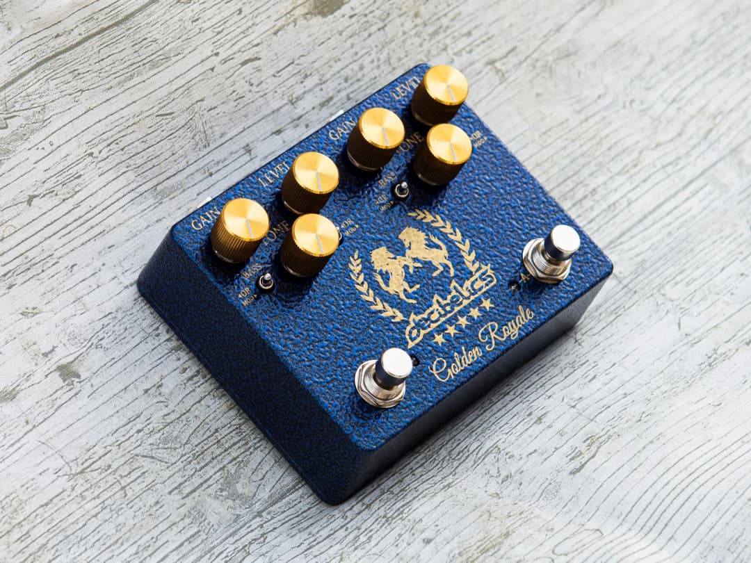 Golden Royale Guitar Pedal By Decibelics
