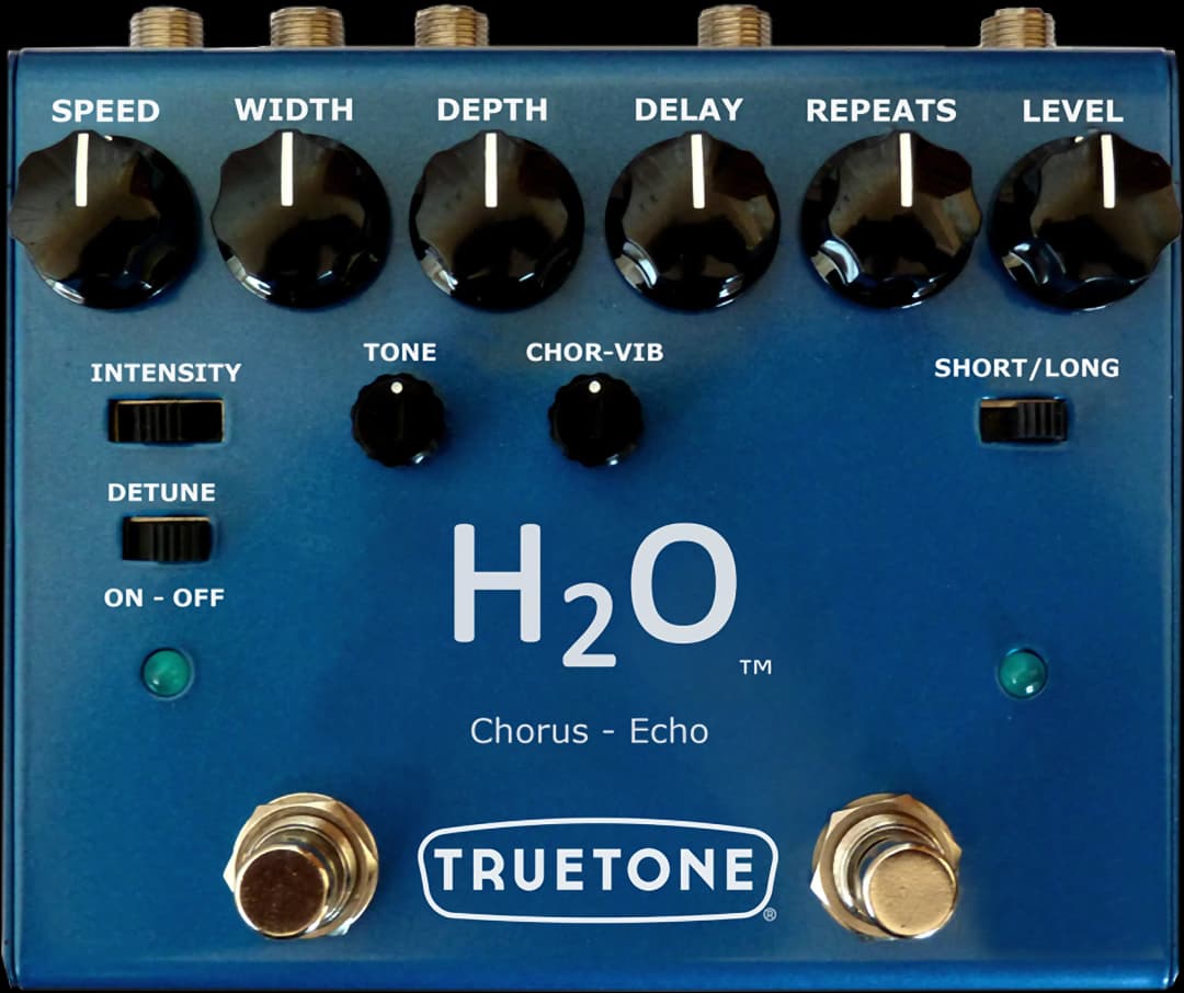H2O Chorus & Echo Guitar Pedal By Truetone
